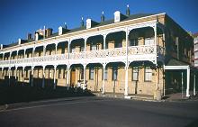 Die einstmalige "DeBeers-Zentrale"