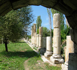 Säulen an der Agora 