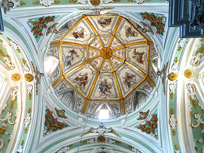 Prachtvolle Barockkuppel in der Chiesa del Purgatorio