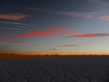 Sonnenuntergang am Salar de Uyuni