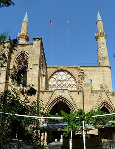 Selimiye-Moschee, die einstige gotische Basilika Agia Sophia