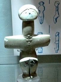 Idol von Pomos (ein weibliches Fruchtbarkeitssymbol), dargestellt auf der zypriotischen 2-Euro-Münze