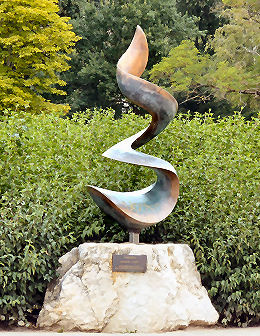 Denkmal am Bieler See für Nicolas Hayek, den Retter der Schweizer Uhrenindustrie