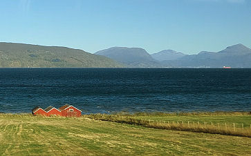 Endlose Weite und Einsamkeit auf dem Weg nach Narvik