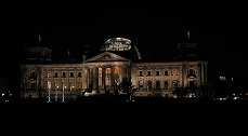 Reichstag bei Nacht
