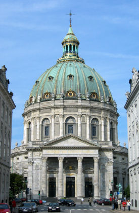 Die Frederiks Kirche, auch Marmorkirche genannt 