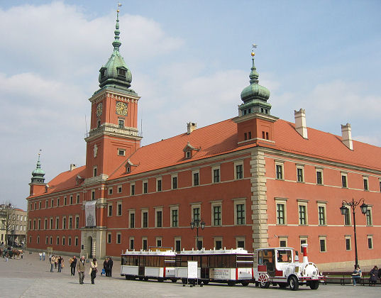 Das K�nigsschlo� in Warschau - im Krieg total zerst�rt, heute originalgetreu rekonstruiert 